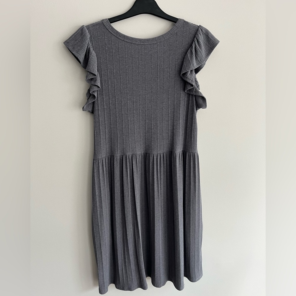 MTS Gray Ribbed Flutter Sleeve Dress Medium - Picture 2 of 4